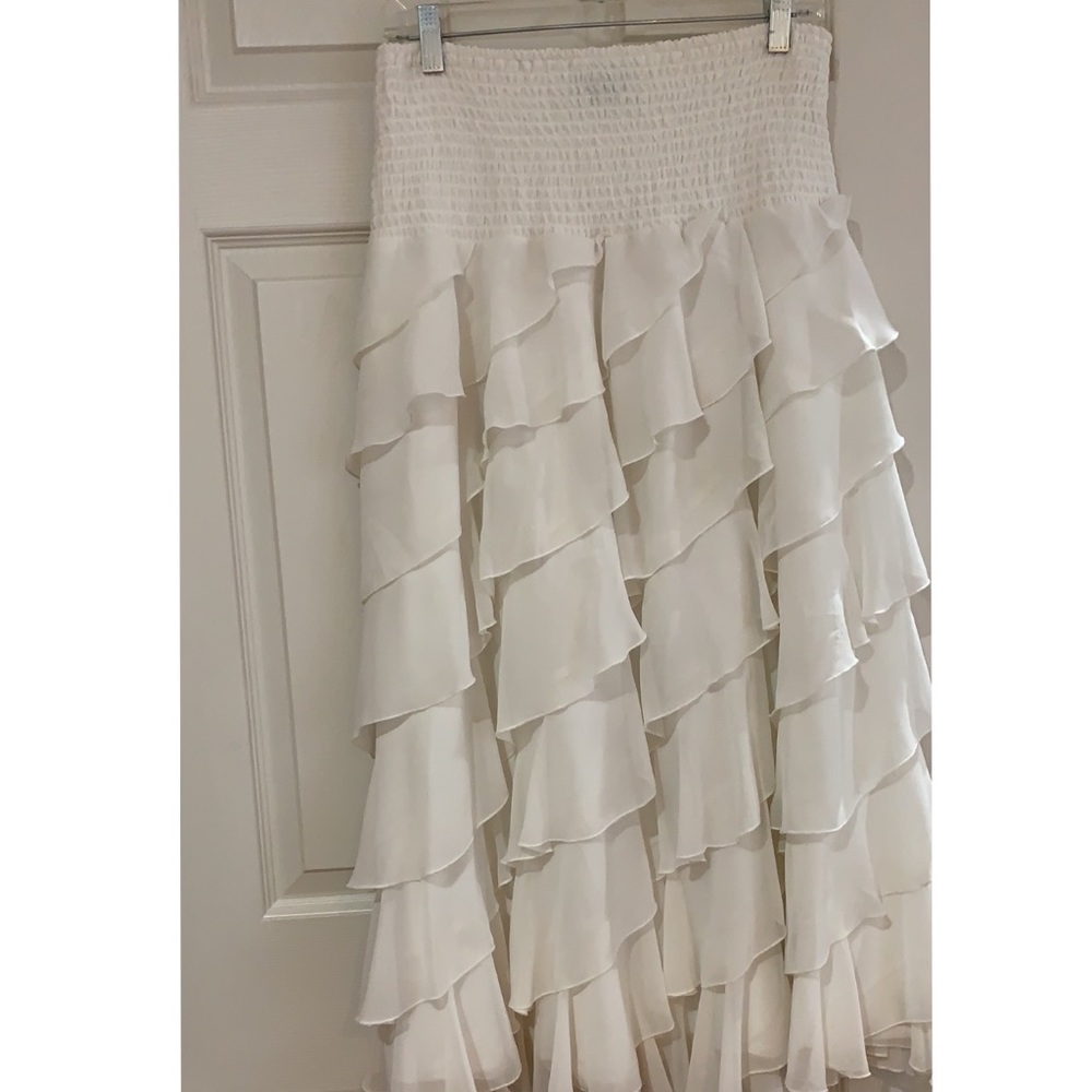 RUFFLE SKIRT